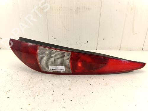 Used Right taillight FORD MONDEO III Turnier (BWY) 2.0 TDCi (130 hp) 26940633