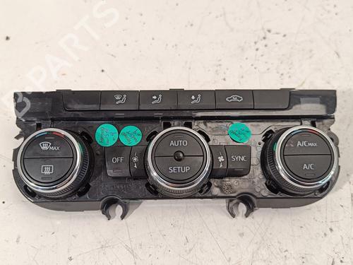 Used Climate control SEAT LEON (5F1) 1.6 TDI (110 hp) 23863452