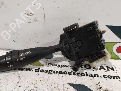 Used Headlight switch TOYOTA COROLLA (_E12_) 2.0 D-4D (CDE120R, CDE120L_) (116 hp) 5268943