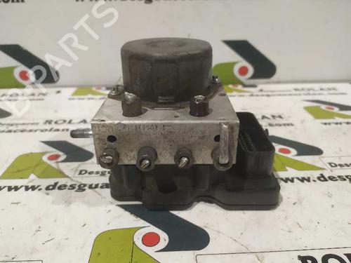 Used ABS pump DACIA SANDERO II 1.5 dCi 75 / Blue dCi 75 (B8JW, B8M4, B8AH, B8M7, B8M6) (75 hp) 4698557