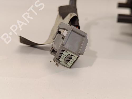 Left mirror FORD MONDEO III (B5Y) 2.0 16V TDDi / TDCi | BP13816147C26 