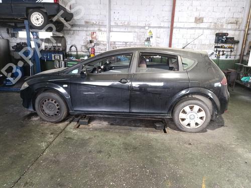 Brugte SEAT LEON (1P1) 1.9 TDI 4863386