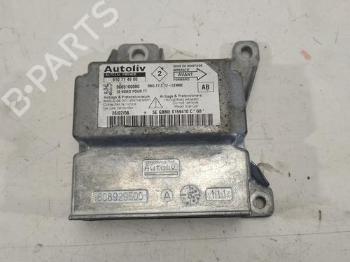 Used ECU airbags PEUGEOT 308 I (4A_, 4C_) 1.6 HDi (90 hp) 8368799