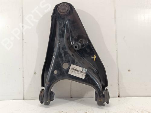 Used Left front suspension arm DACIA SANDERO II 1.5 dCi 75 / Blue dCi 75 (B8JW, B8M4, B8AH, B8M7, B8M6) (75 hp) 10204830