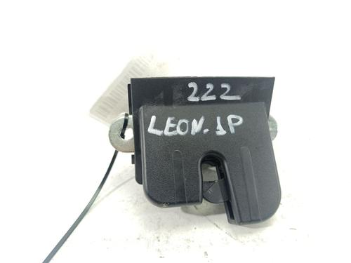 Used Tailgate lock SEAT LEON (1P1) 1.6 TDI (105 hp) 30744527