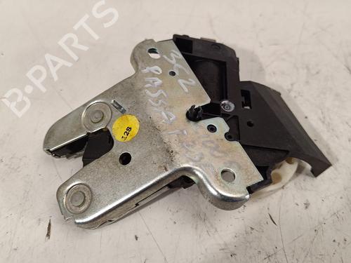 Tailgate lock VW PASSAT B6 (3C2) 2.0 TDI 16V | BP23862302C101 