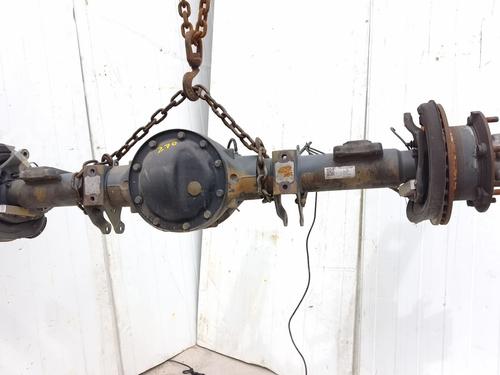 Used Rear axle Rear axle MERCEDES-BENZ SPRINTER 5-t Van (B906) 515 CDI (906.653, 906.655, 906.657) (150 hp) 34185867 34185867