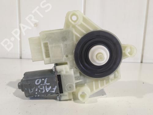 Rudehejsemotor bagstkærm højre SKODA FABIA II (542) 1.6 TDI | BP7837993E22 