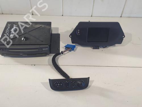Used Display monitor RENAULT MEGANE Scenic (JA0/1_) [1996-2001]  6892082