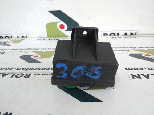 Used Electronic module PEUGEOT 306 Hatchback (7A, 7C, N3, N5) [1993-2003]  10246563