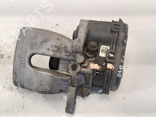 Used Left rear brake caliper MERCEDES-BENZ GLA-CLASS (X156) GLA 220 CDI (156.903) (170 hp) 19088424