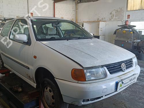 Left front indicator VW POLO III (6N1) 64 1.9 D | BP25742783C32 