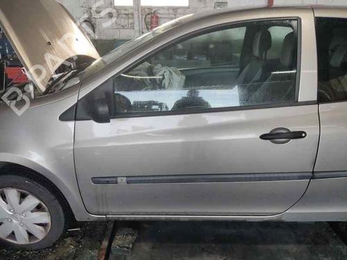 Used Left front door RENAULT CLIO III (BR0/1, CR0/1) 1.2 16V (BR02, BR0J, BR11, CR02, CR0J, CR11) (75 hp) 28545057