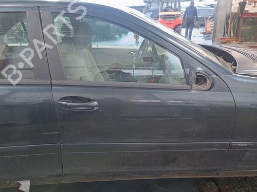 Used Right front door MERCEDES-BENZ C-CLASS (W203) C 220 CDI (203.006, 203.008) (143 hp) 28544978