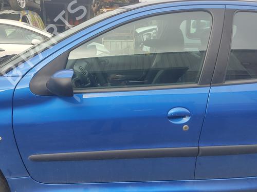 Used Left front door PEUGEOT 206 Hatchback (2A/C) [1998-2012]  28544898