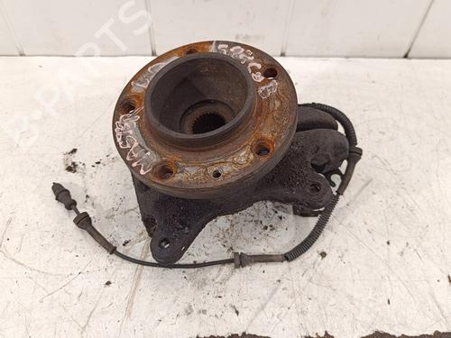 Used Right front steering knuckle RENAULT MASTER II Van (FD) [1997-2013]  11734824