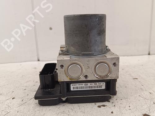 Used ABS pump BMW X3 (E83) xDrive 30 d (218 hp) 12548241