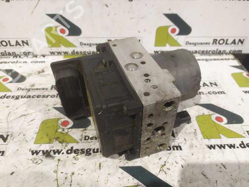 Used ABS pump TOYOTA AVENSIS (_T25_) 2.2 D-4D (ADT251_, ADT251R) (150 hp) 4679354