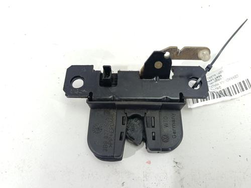 Used Tailgate lock SEAT LEON (1M1) 1.9 TDI (110 hp) 32470616