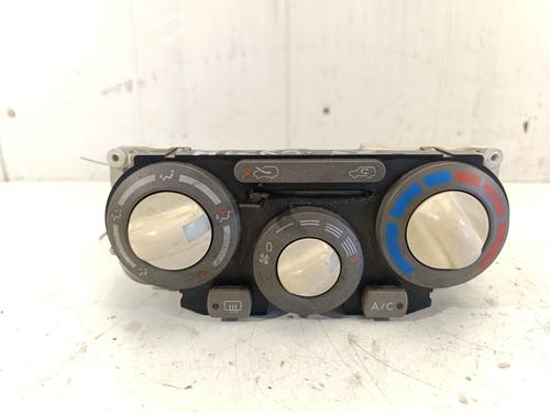Used Climate control NISSAN MICRA III (K12) 1.2 LPG (80 hp) 26235316