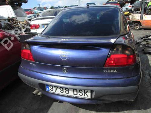 Front left window mechanism OPEL TIGRA (S93) 1.4 16V (F07) | BP4057126C22 