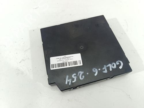 Fuse box VW GOLF VI (5K1) 2.0 TDI | BP32361328E1