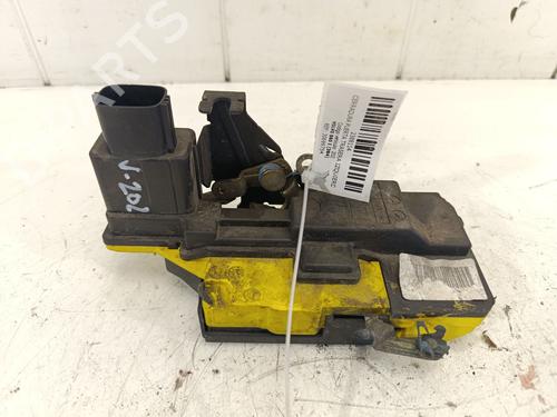 Used Rear left lock VOLVO S60 I (384) 2.4 D (130 hp) 27838901