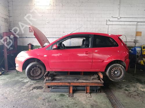 Brugte FORD FIESTA V (JH_, JD_) 1.6 TDCi 4789526
