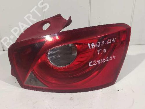 Right taillight SEAT IBIZA IV (6J5, 6P1) [2008-2017]  6810124