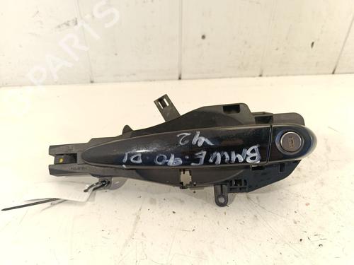 Used Front left exterior door handle BMW 3 (E90) 320 d (163 hp) 25761305