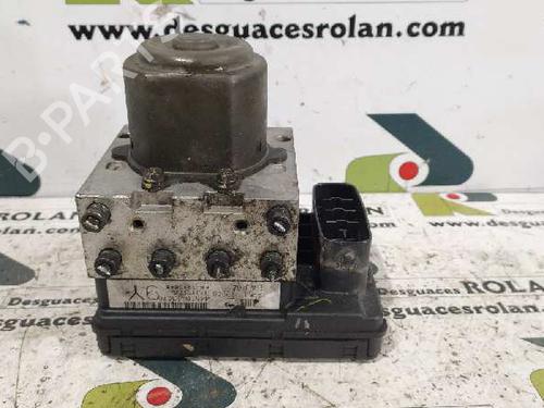 Used ABS pump TOYOTA COROLLA Estate (_E12_) 2.0 D-4D (CDE120_, CDE120R) (90 hp) 5246949