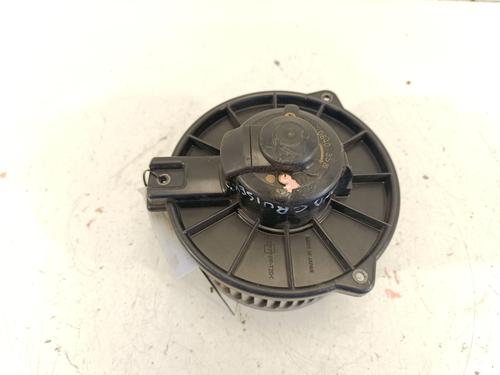 Used Heater blower motor TOYOTA LAND CRUISER 90 (_J9_) 3.0 TD (KZJ90_, KZJ95_, KZJ90R, KZJ95R, KZJ90W, KZJ95W) (125 hp) 26506074
