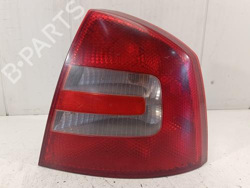 Used Right taillight SKODA OCTAVIA II (1Z3) [2004-2013]  21568622