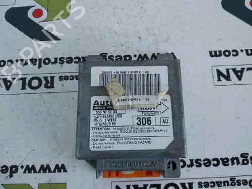 Used ECU airbags PEUGEOT 306 (7B, N3, N5) 1.9 SRDT (90 hp) 4051507