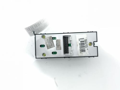 Left front window switch HYUNDAI i40 I (VF) 1.7 CRDI | BP32867373I27 - Image 4