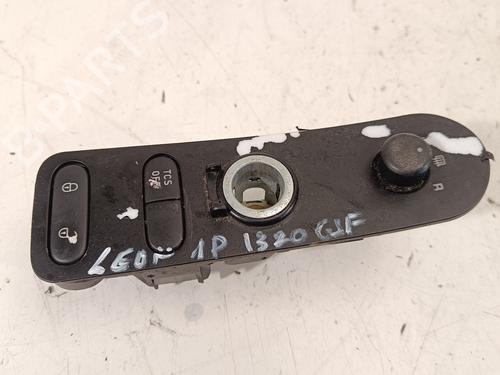 Used Switch SEAT LEON (1P1) 1.9 TDI (105 hp) 23548922