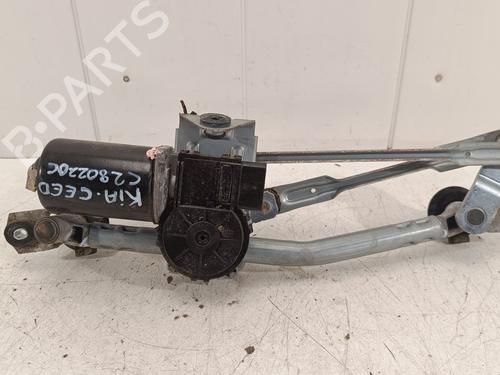 Used Front windshield wiper arm KIA CEE'D (JD) 1.4 CRDi 90 (90 hp) 14301033
