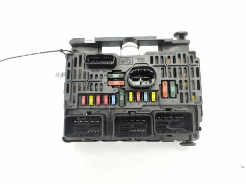 Used Fuse box Fuse box 38064945 38064945