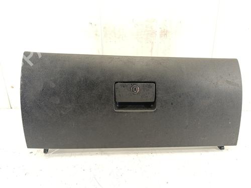 Used Glove box VW GOLF IV (1J1) 1.6 (100 hp) 26135169