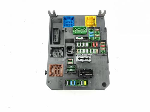 Used Fuse box Fuse box PEUGEOT 508 I (8D_) 1.6 HDi (112 hp) 40195244 40195244