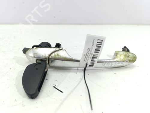 Poignée extérieure avant gauche ALFA ROMEO 147 (937_) 1.9 JTD (937.AXD1A, 937.BXD1A, 937.AXV1A, 937.BXB1A,... (115 hp) 31864503