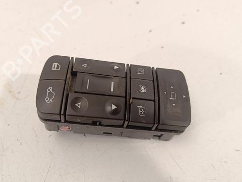 Used Left front window switch OPEL VECTRA C (Z02) [2002-2009]  19923608