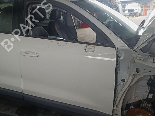 Used Right front door AUDI Q3 (F3B) 35 TDI (150 hp) 28545179