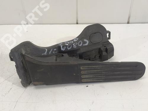 Used Pedal Pedal VW GOLF VI (5K1) 1.4 TSI (160 hp) 8202260 8202260
