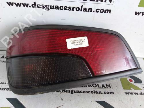 Used Left taillight PEUGEOT 306 Hatchback (7A, 7C, N3, N5) [1993-2003]  4052919