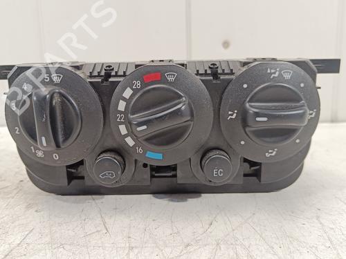 Used Climate control MERCEDES-BENZ A-CLASS (W168) A 140 (168.031, 168.131) (82 hp) 10966017