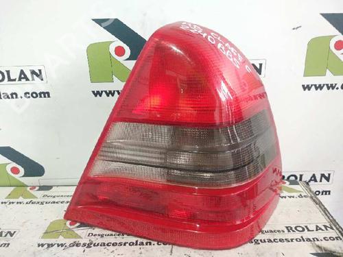 Used Right taillight MERCEDES-BENZ C-CLASS (W202) [1993-2000]  4056670