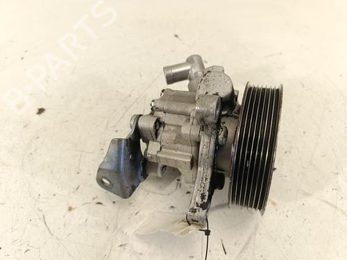 Used Steering pump Steering pump MERCEDES-BENZ SPRINTER 5-t Van (B906) 518 CDI (906.653, 906.655, 906.657) (184 hp) 33325874 33325874