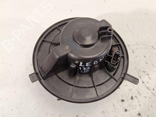 Used Heater blower motor SEAT LEON (1P1) 1.9 TDI (105 hp) 23863438
