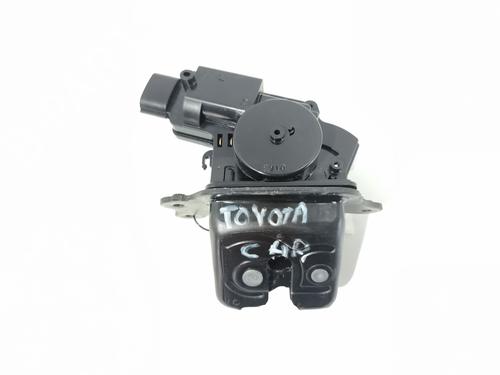 tailgate-lock-toyota-c-hr-_x1_-2016-36294911 main image